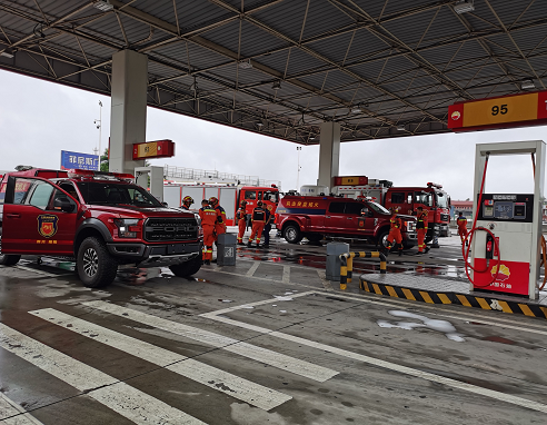 確保加油站安全運行 為抗震救災保供護航.png